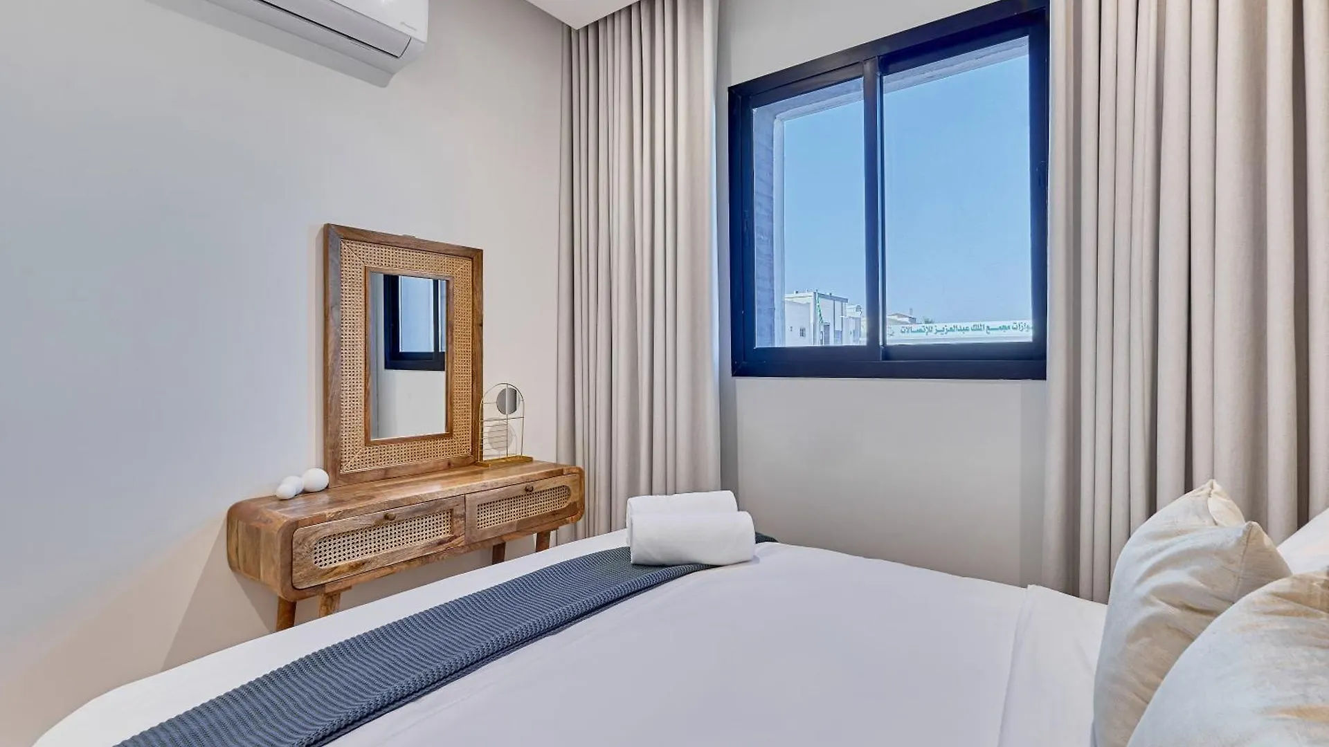 Bnbme - Alajlan Riviera-40 Riyadh Apartment